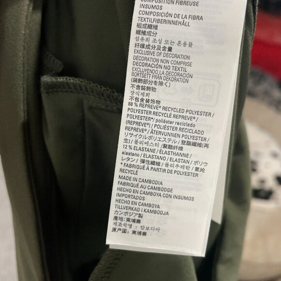 NEW Kirkland Signature Womens XL Cropped Green Dress Pants - Picture 5 of 7